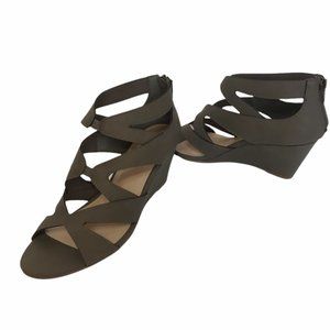 Jasmin Taupe strappy 8 1/2 M sandals